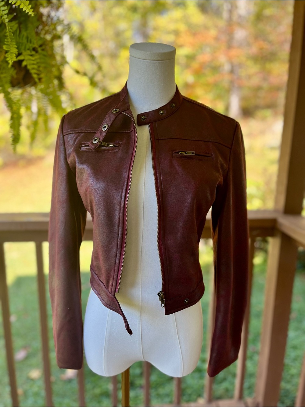Princess Polly Anfield Burgundy Faux Leather Cropped Moto Jacket US 0